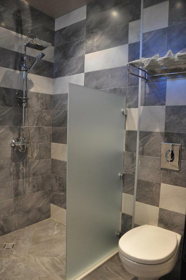 Dream Tower Hotel Batumi Ngoại thất bức ảnh