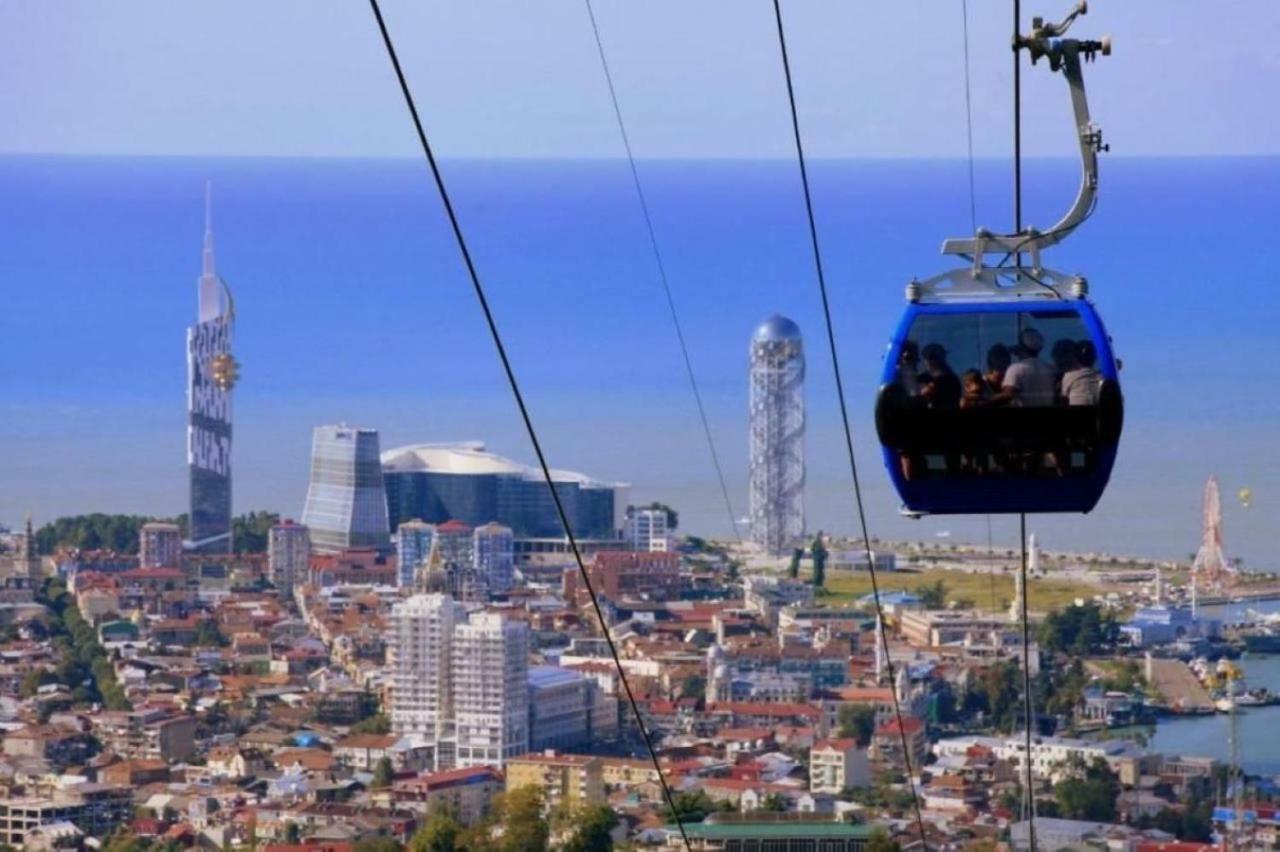 Dream Tower Hotel Batumi Ngoại thất bức ảnh